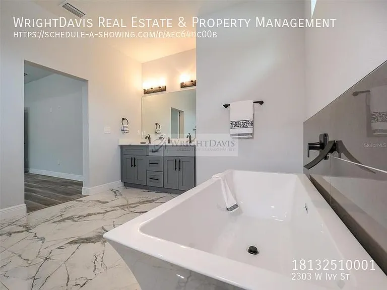 2303 W Ivy St — Photo 18