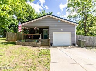 112 E Main St, Vine Grove, KY 40175