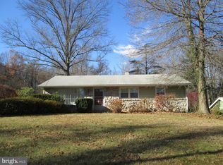 996 Schoolhouse Rd, Pottstown, PA 19465