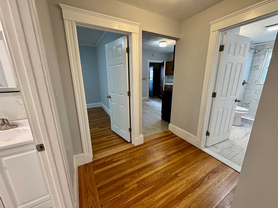 1st image of 105 Nottinghill Rd #101B