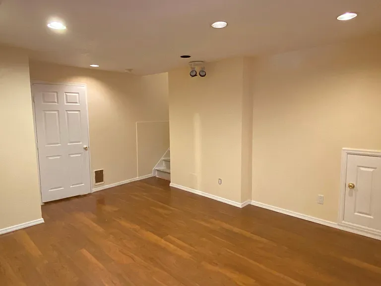 5539 Jewel Creek Ct — Photo 12