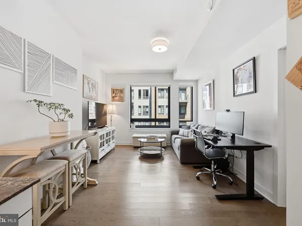 70 N St SE #N706, Washington, DC 20003