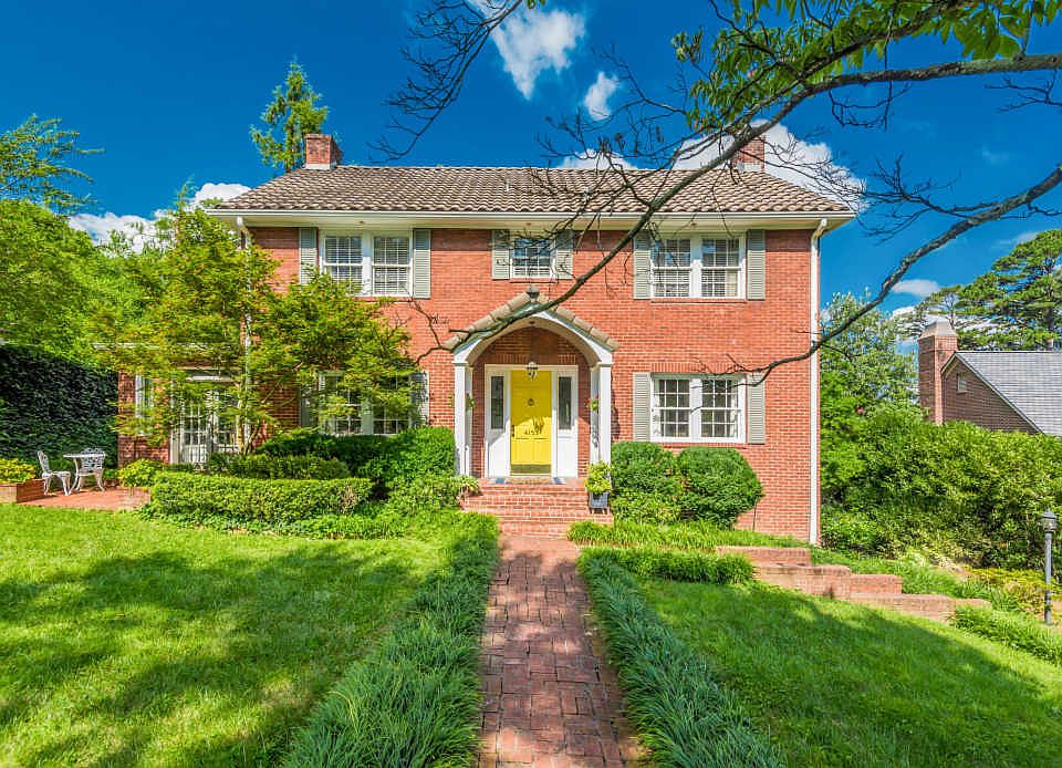 1st image of 4153 Forest Glen Dr