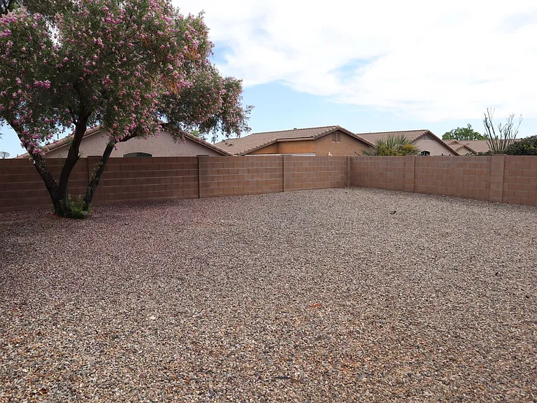 3011 Copper Pointe Dr — Photo 26