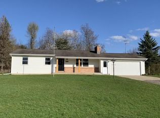 9164 Courtland Dr NE, Rockford, MI 49341