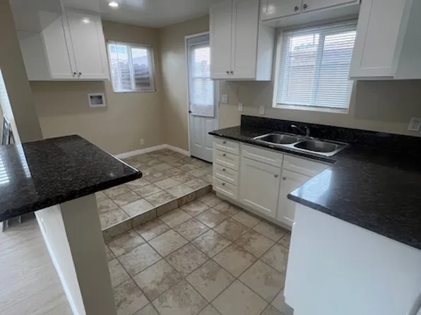 14823 3/4 S Lemoli Ave, Gardena, CA 90249