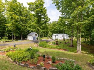 192 Shore Oaks Dr, Oswego, NY 13126