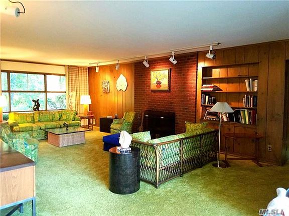 5th image of 20 Dogwood Ave