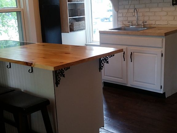 Super cute updated kitchen