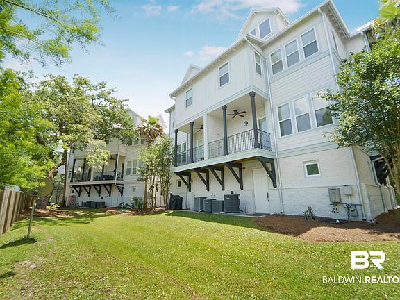 3rd image of 4670 Grander Ct Unit 15-A