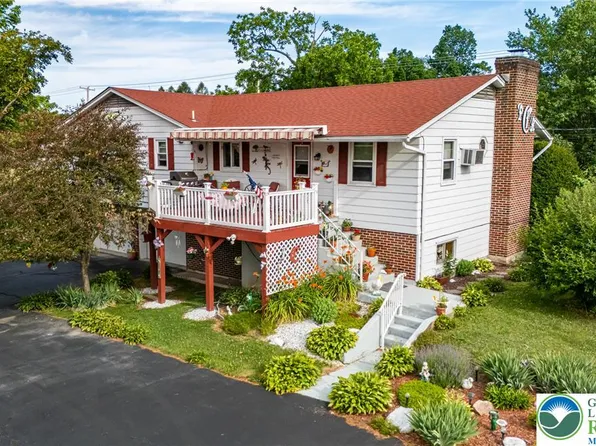 678 Interchange Rd, Kresgeville, PA 18333