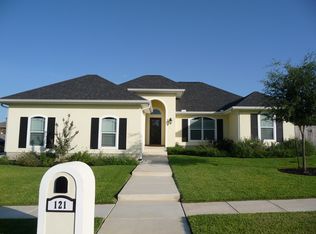 121 Lauren Ct, La Vernia, TX 78121