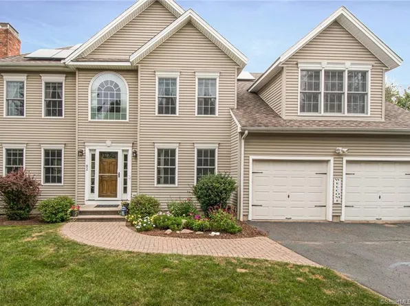 82 Carlson Drive, Portland, CT 06480