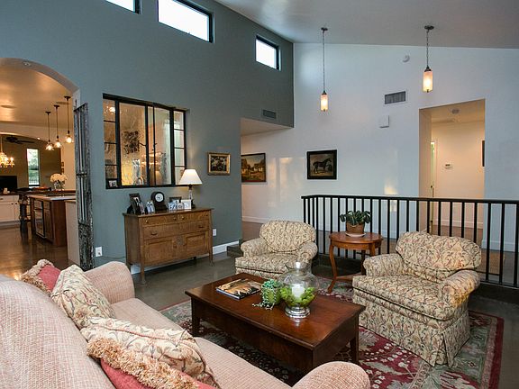 4th image of 9020 N Camino De Anza