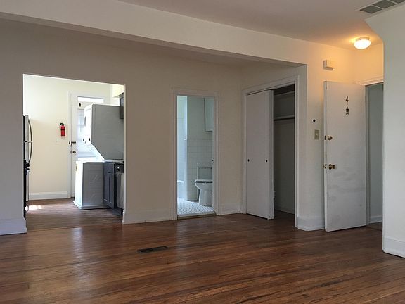 2nd image of 1610 N Broom St APT 4
