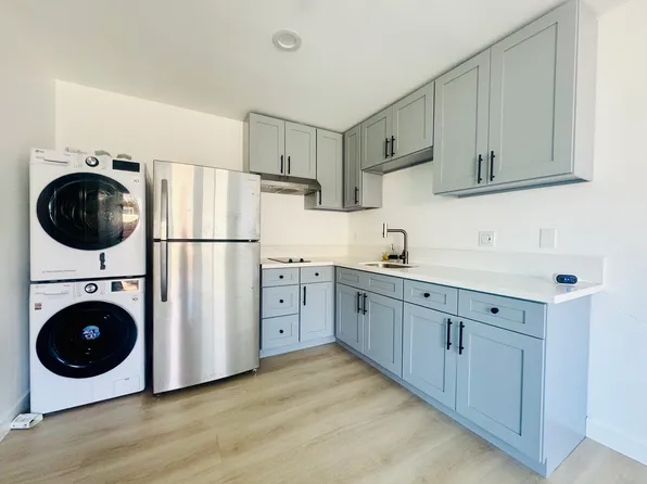8701 Pacheco Ave, Westminster, CA 92683