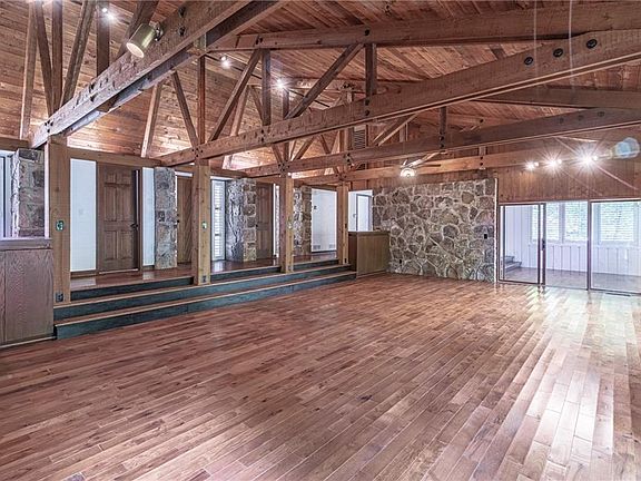 2nd image of 4022 Wesley Chapel Rd