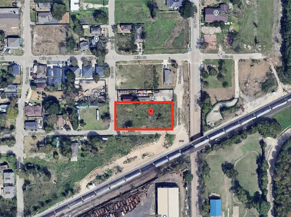1703 Jensen Dr, Houston, TX 77026