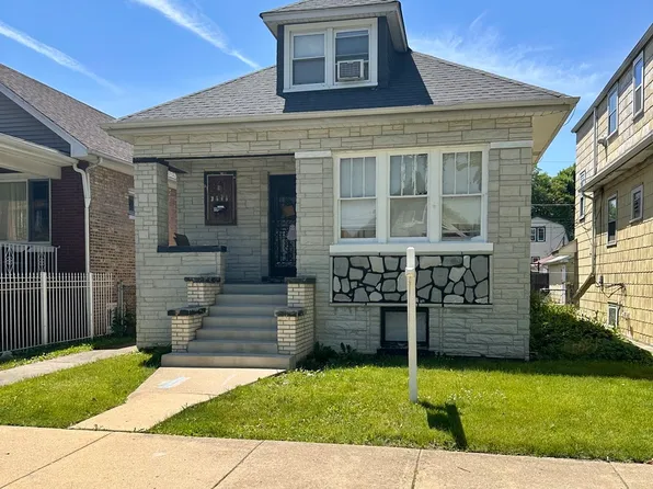 2646 N Marmora Ave, Chicago, IL 60639