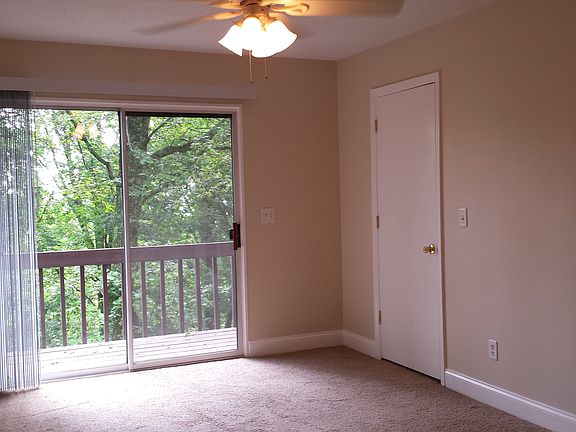 bedroom view of trees