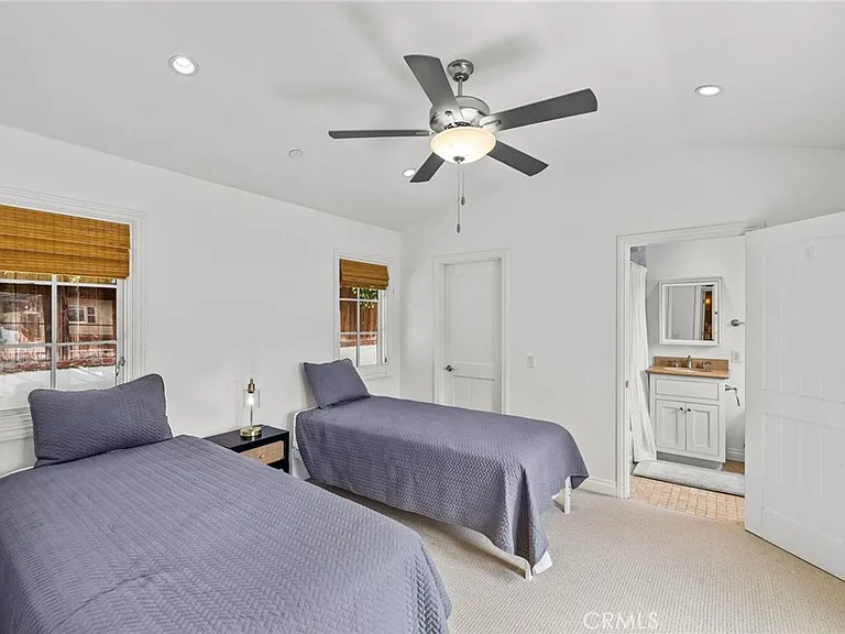 107 High Dr — Photo 21