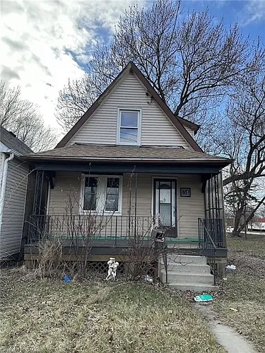 31 McKinstry St Photo 1