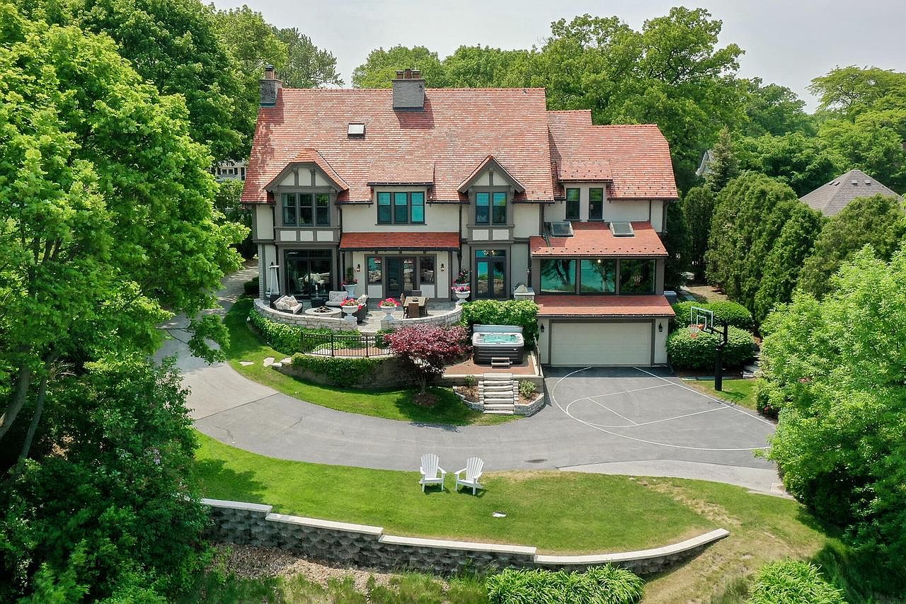 5486 North Lake DRIVE, Whitefish Bay, WI 53217 MLS 1837807 Zillow