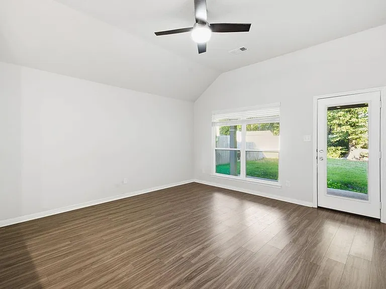 11962 Sunshine Park Dr N — Photo 19