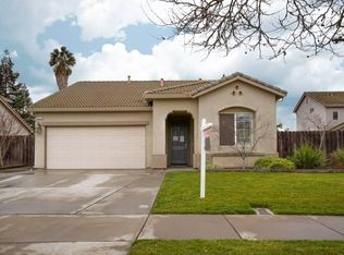 542 W Boesch Dr, Ripon, CA 95366