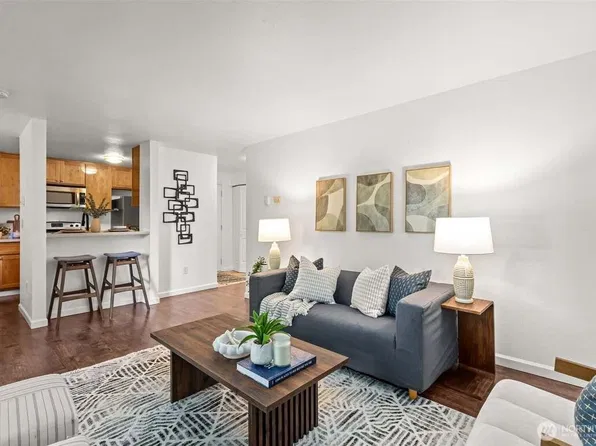 4601 SW 320th St, Federal Way, WA 98023