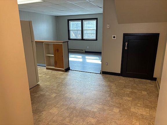 4th image of 1 Cheney St