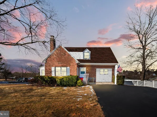 2154 Sunnyside Ave, Pottstown, PA 19464