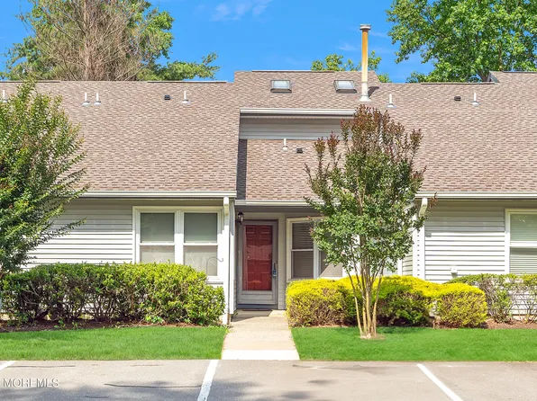 113 Sunnymede Street, Englishtown, NJ 07726