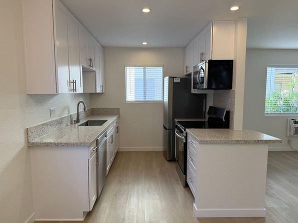 13042 Carriage Rd APT 8