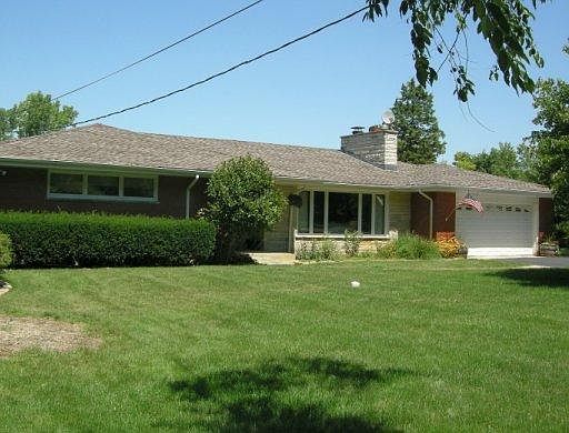 1st image of 8814 W 121st St
