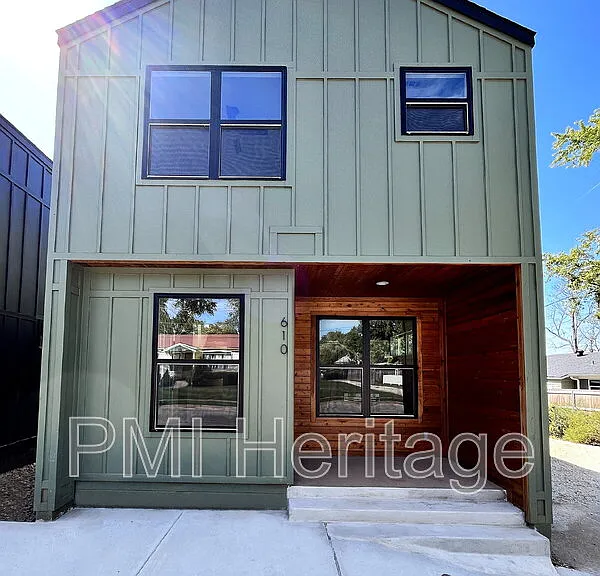 602 N 6th St — Photo 9