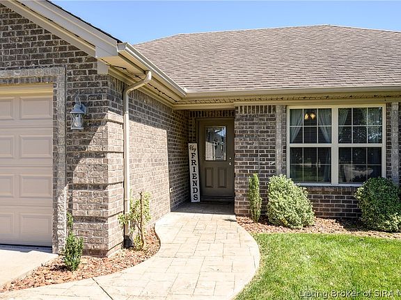 3rd image of 11905 Columbus Parkway