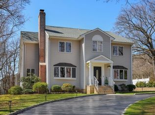 33 Old Stirling Rd, Warren, NJ 07059