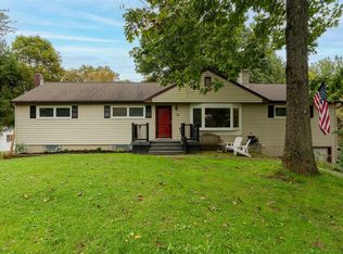 35 Colburn Dr, Poughkeepsie, NY 12603