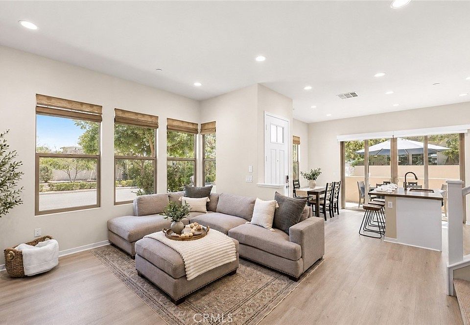 1st image of 245 Alienta Ln