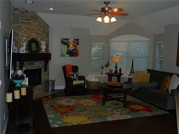 5th image of 1178 Southhampton Dr