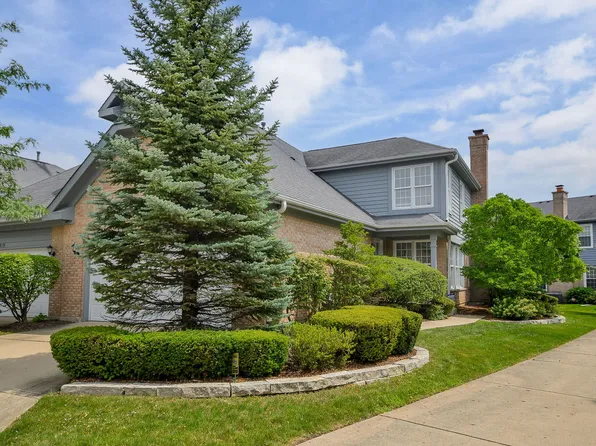 317 Lynwood Cir, Bloomingdale, IL 60108