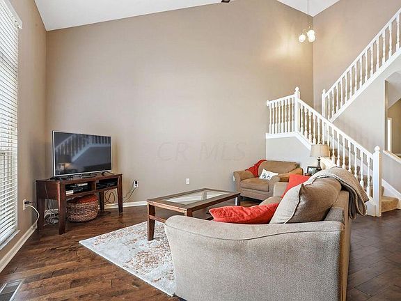 4th image of 757 Mystic Pointe Dr