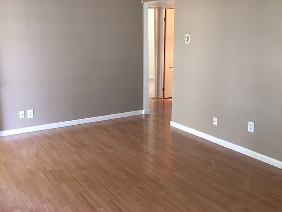 5th image of 1653 N 20th St