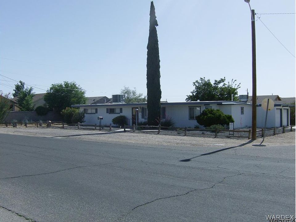 1st image of 415 Van Buren St