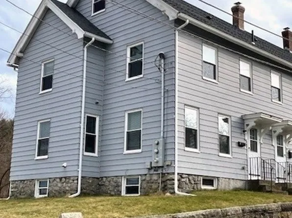 44 Elm St #44, Whitinsville, MA 01588