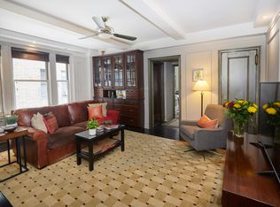325 W 45th St APT 602, New York, NY