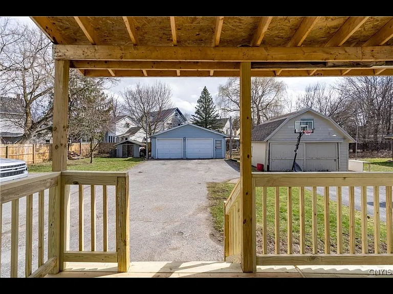 421 S Massey St — Photo 45