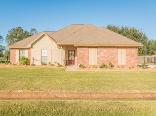 104 Pardrew Ln, Scott, LA 70583