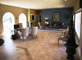 8951 W 121st Pl APT 712, Overland Park, KS 66213